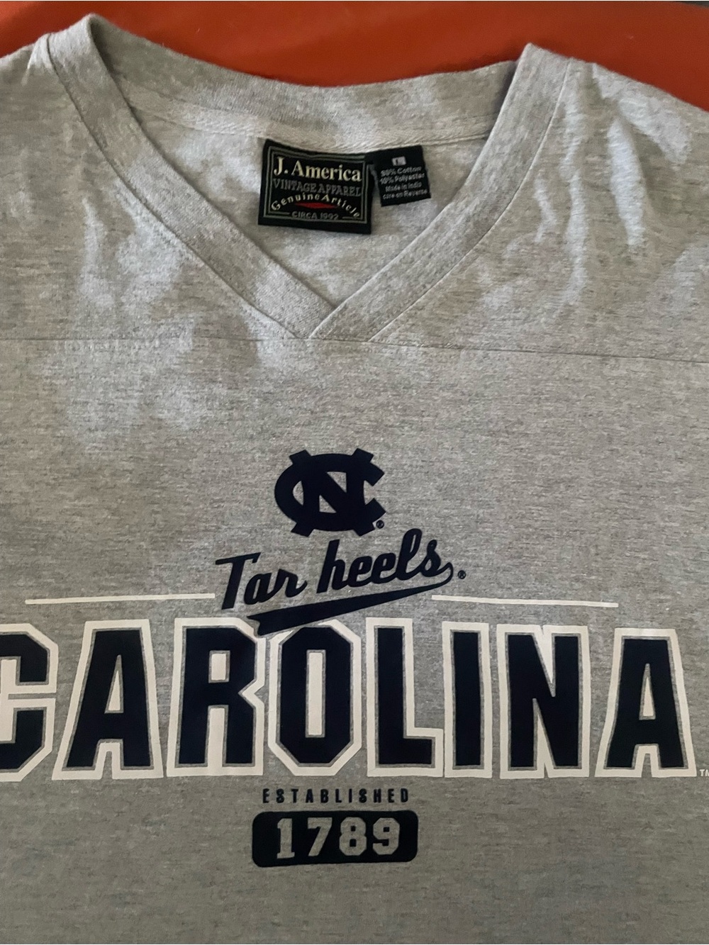 J. America Gray V-Neck Tar Heels Carolina Graphic Tee
